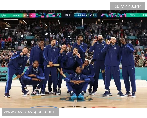 詹姆斯在贝弗利山庄建豪宅外界猜测第二座或为布朗尼未来准备