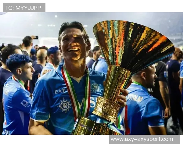 那不勒斯总监惊讶曼联放麦克托米奈球员进球表现超出预期