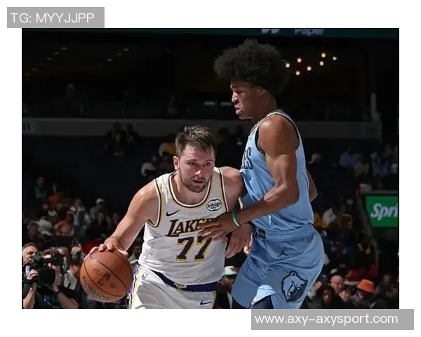 东契奇开赛前四场狂砍165分创队史纪录里夫斯以143分并列第四位