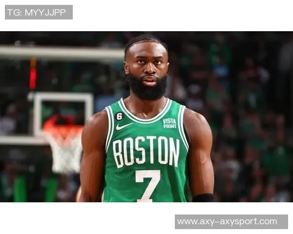 杰伦布朗首节狂砍16分全场19中13砍下32分引领球队胜利 杰伦布朗首节狂砍16分全场19中13砍下32分引领球队胜利