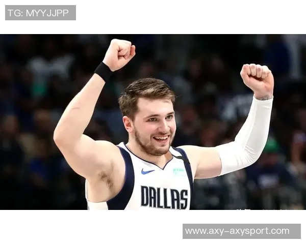 东契奇开赛前四场狂砍165分创队史纪录里夫斯以143分并列第四位 东契奇开赛前四场狂砍165分创队史纪录里夫斯以143分并列第四位