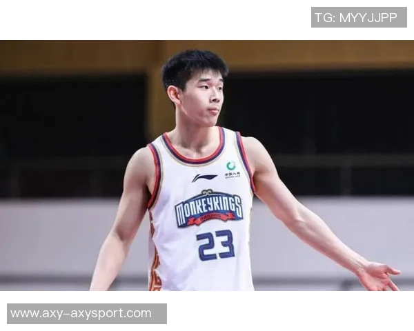 林葳开场连进四球狂砍十一分创NCAA生涯新高展现惊人实力 林葳开场连进四球狂砍十一分创NCAA生涯新高展现惊人实力