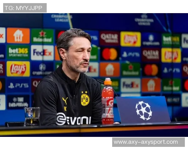 科瓦奇赞阿德耶米跳跃能力超凡如同飞翔的球员