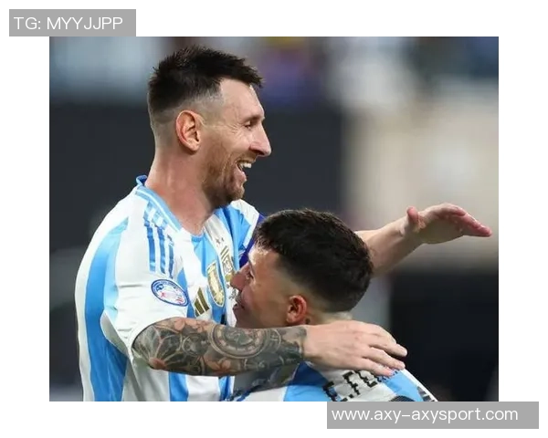 印尼球员卡卡罗纳尔多梅西走红球衣照点赞破两万六千